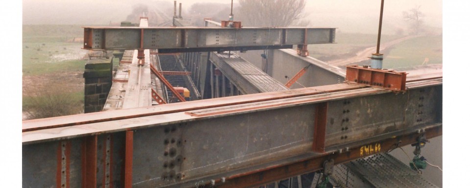 Gantries Supported by New Girders to Remove Old