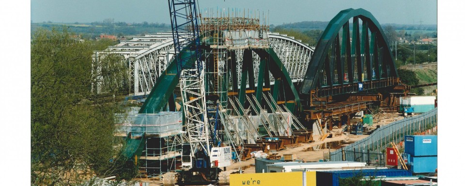 The new trusses arrive on site prior to removing the old bridges