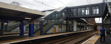 Bridge and central staircase seen from the station platform