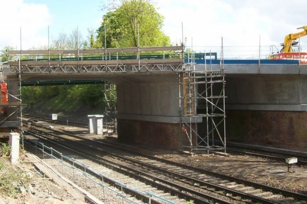 Andover Road Bridge, Winchester showing the minimal temporary works requirements